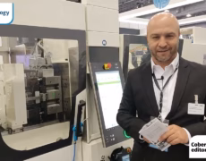 Descubre la tecnología de moldeo por inyección avanzada de ENGEL: líder en máquinas para metal, zamac y plástico