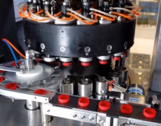 Moldes de compresión: La clave para una inyección perfecta de metal, zamac y plástico